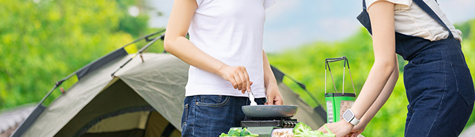 アウトドアやバーベキューには難燃エプロンを